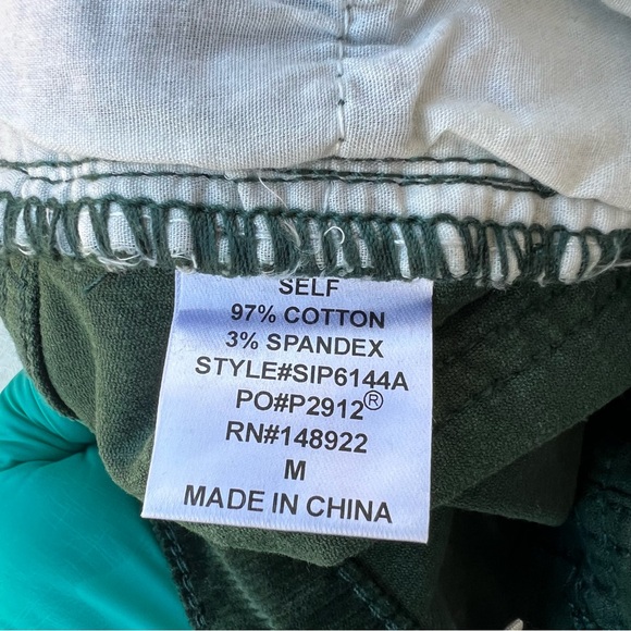 Saints & Hearts Flared Corduroy Pants Women’s Size Medium - Picture 9 of 10